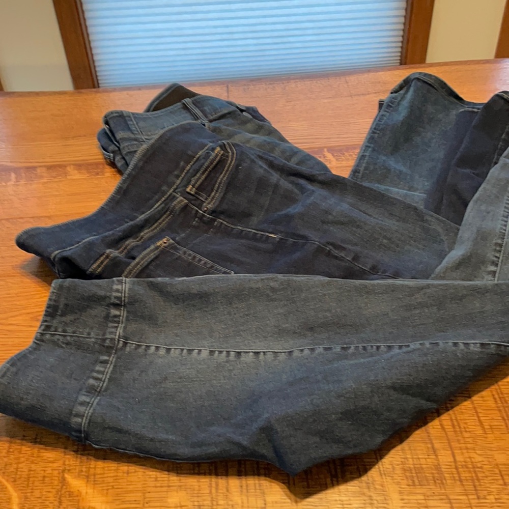 Name brand bundle of jeans - Picture 1 of 5
